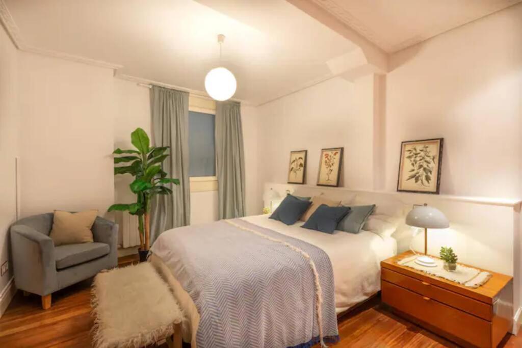 Exclusivo Apartamento En El Casco Viejo Bilbao Exteriör bild