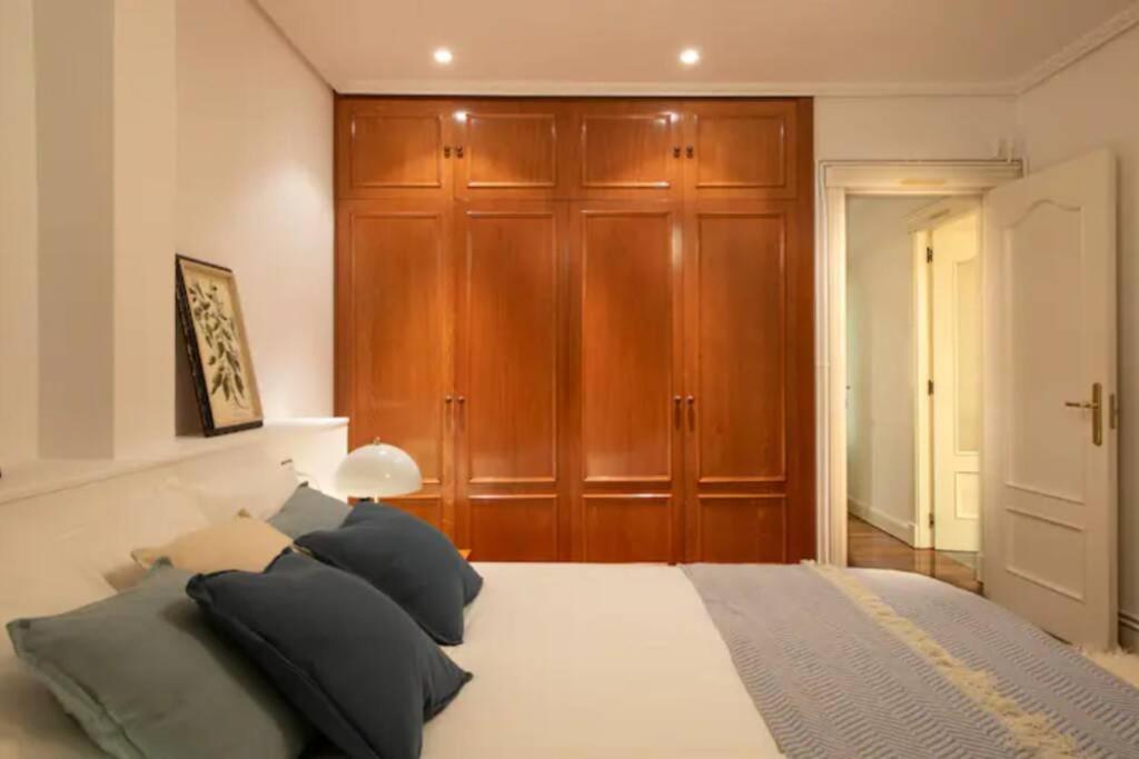Exclusivo Apartamento En El Casco Viejo Bilbao Exteriör bild